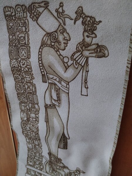 Tablou mayas pe piele naturala